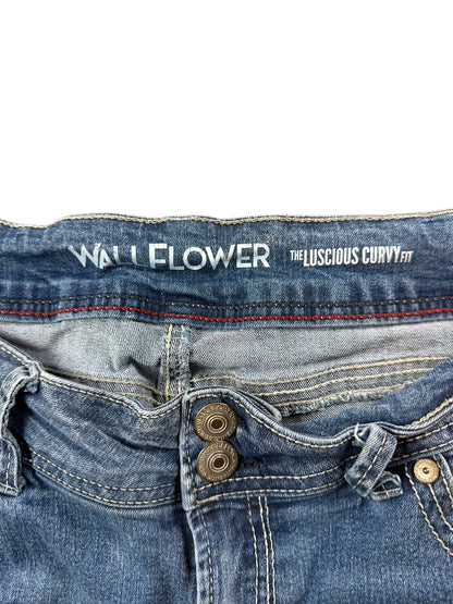 WallFlower Mid Rise Bootcut Jeans – M