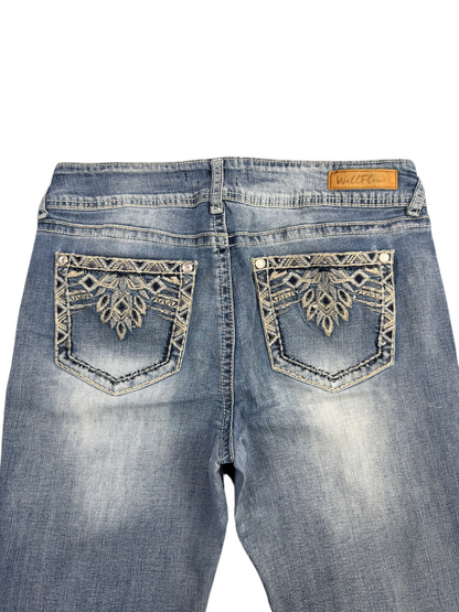 WallFlower Luscious Curvy Fit Mid Rise Bootcut Jeans – M