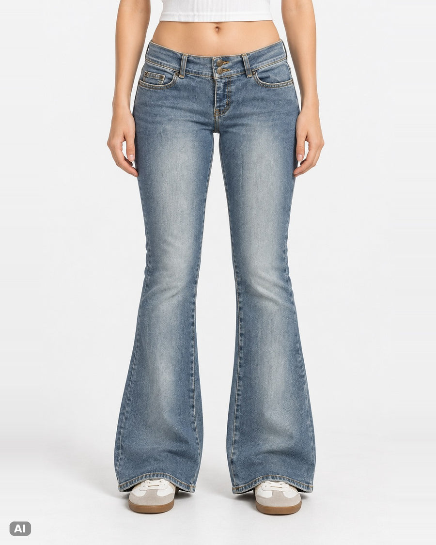 SO Stretch Low Waist Flare Jeans – Gr. EU 36 / S – Ganzkörper, KI-Visualisierung am Model