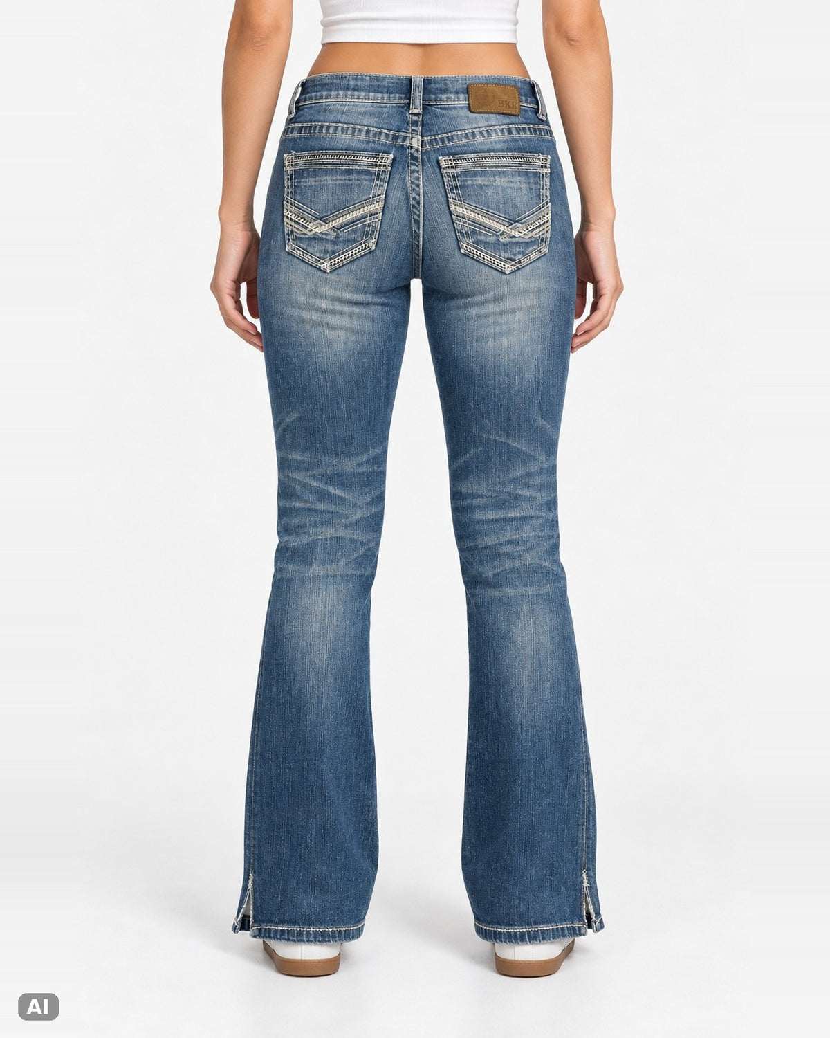 BKE Aiden Mid Rise Bootcut-Jeans – Gr. EU 36 / S – Hinten, KI-Visualisierung am Model