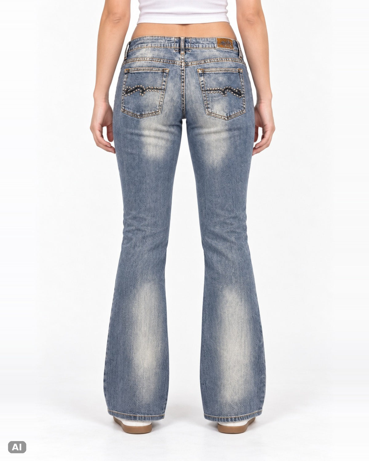 American Rag Cie Low-Waist-Bootcut-Jeans – Gr. EU 40 / L – Hinten, KI-Visualisierung am Model
