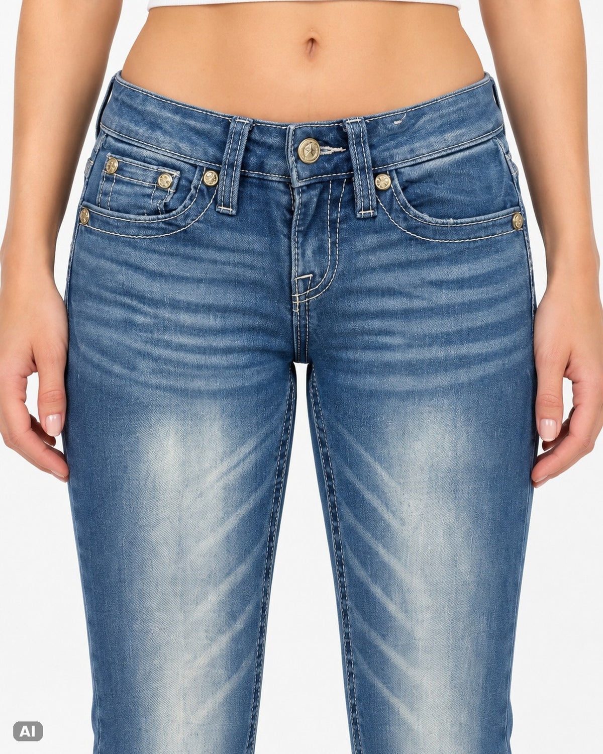 Stella in Dreams Low Waist Bootcut Jeans – Gr. EU 28 / XXS – Detail vorne, KI-Visualisierung am Model
