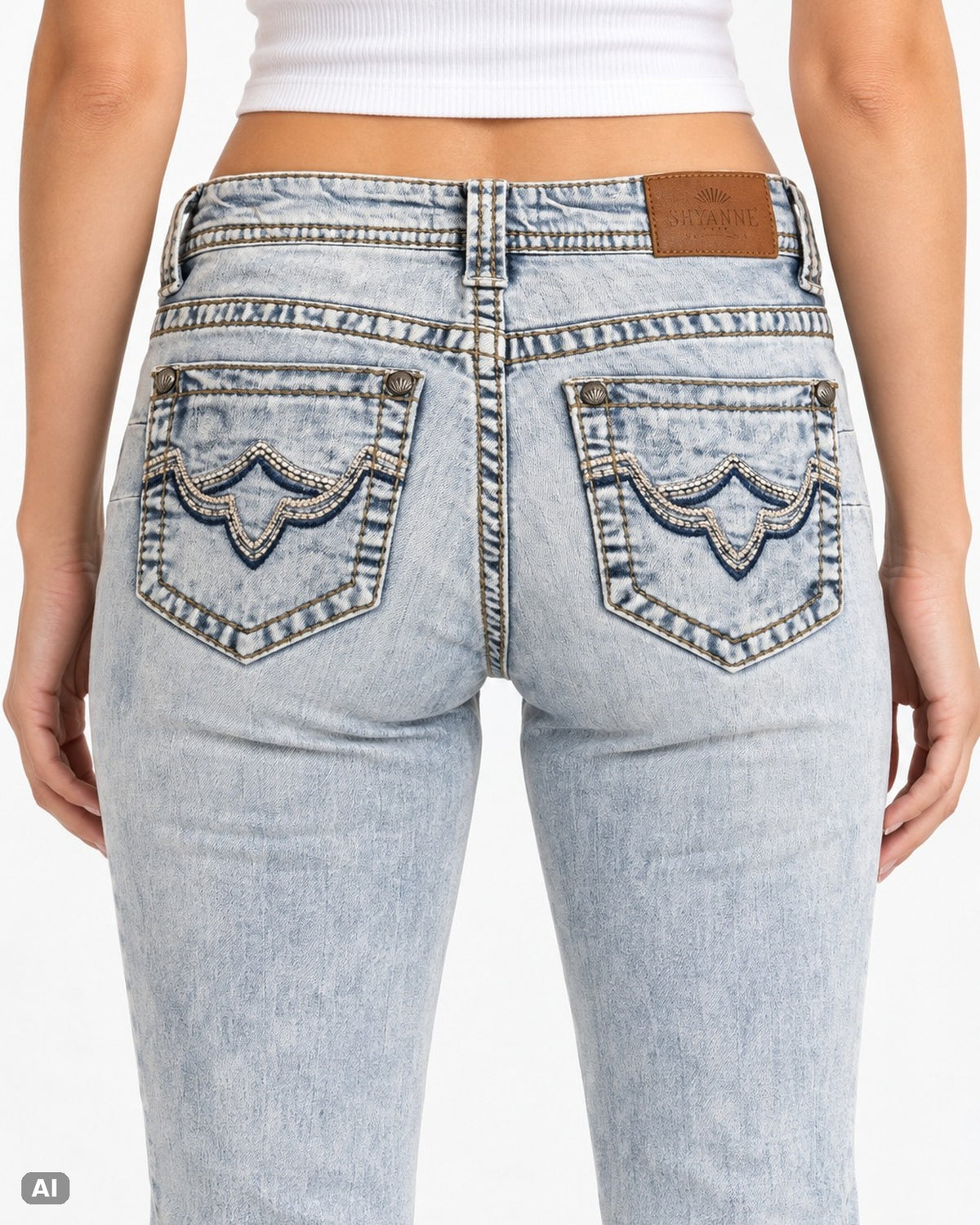 Shyanne Low Rise Bootcut Jeans – Gr. EU 34 / XS – Detail hinten, KI-Visualisierung am Model