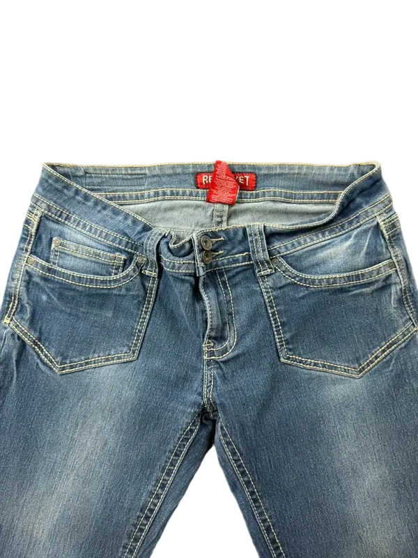 Red Rivet Low Rise W28 Bootcut McBling Y2K Studded Jeans Japan Style