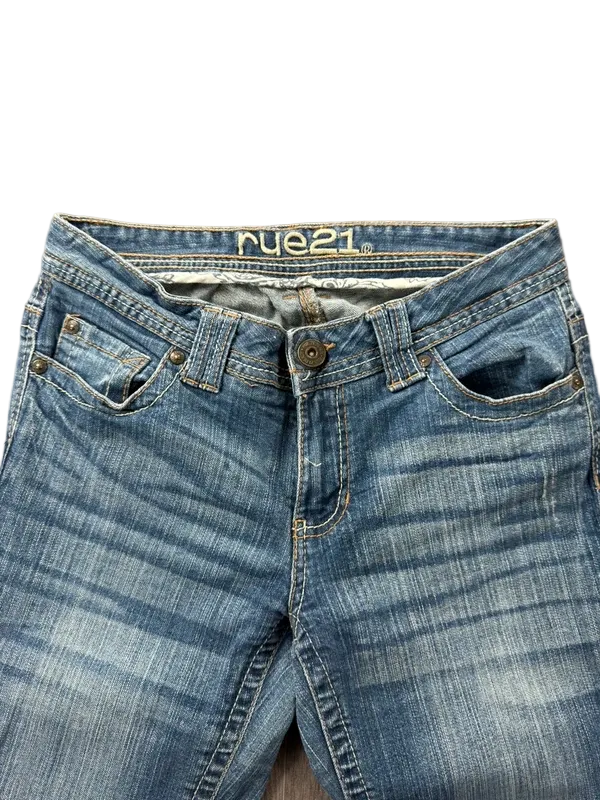 Aeropostale Low Rise W26 Chelsea Bootcut Miss Me Style McBling Y2K Japan Style