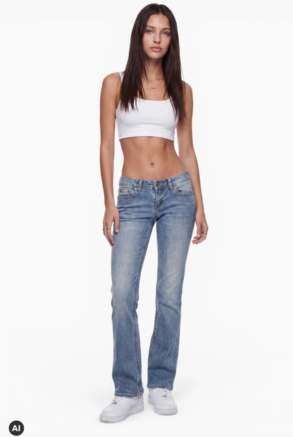 No Boundaries Low Rise Bootcut Jeans – L